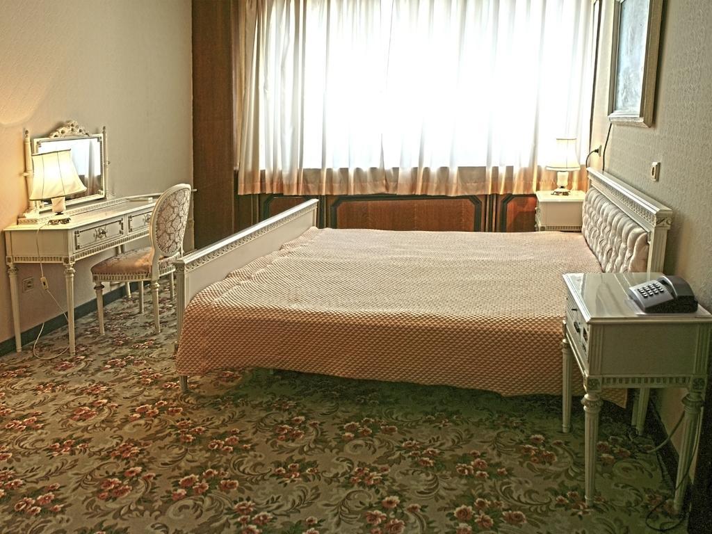 Hotel Bulgaria Dobrich Bilik gambar